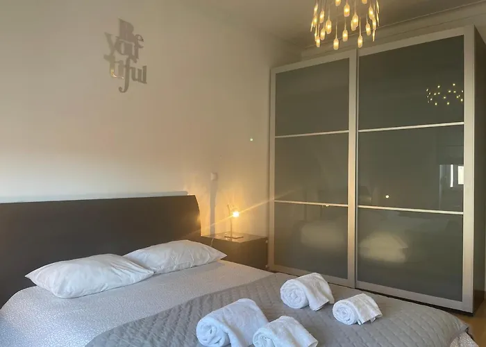 Tejo House River Lisbon * Almada