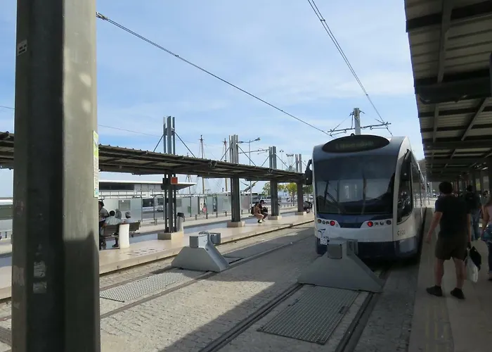 Tejo House River Lisbon Almada