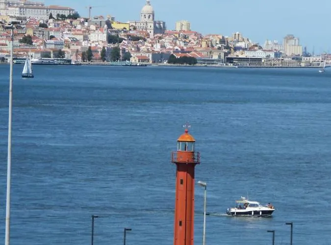 Lejlighed Tejo House River Lisbon *