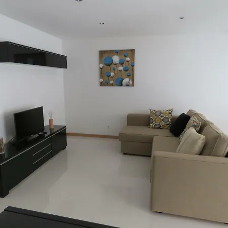 Tejo House River Lisbon * Almada